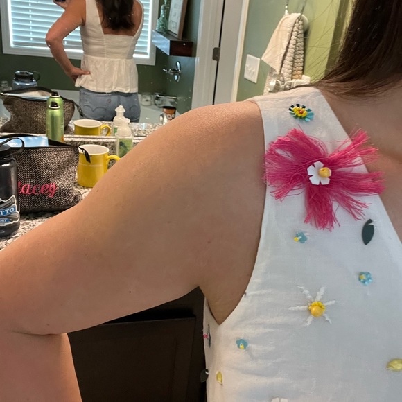 Cute and funky white top - Picture 3 of 5